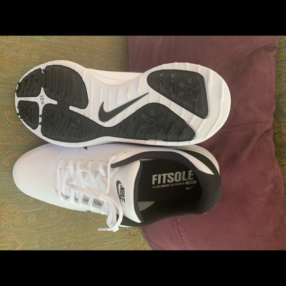 LAST ONE LEFT Nike infinity Golf shoes NWOT Great Father’s Day gift
No box - Picture 4 of 7